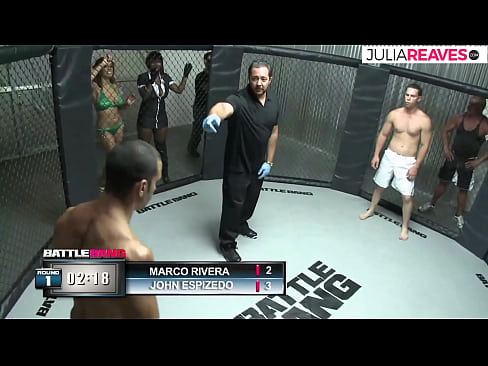 ❤️ Ultimate Fighter трахає номерну дівчину відразу після бою на рингу ❤ Порно fb у нас
